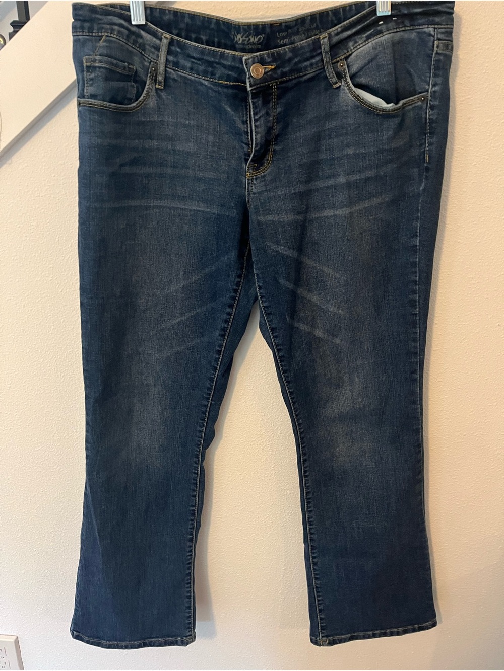 Women’s Straight Leg Jeans in Dark Blue by Mossimo